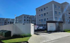 AP COMPLETO, com Internet rápida e Ar condicionado, fácil acesso ao centro e Porto de Paranaguá